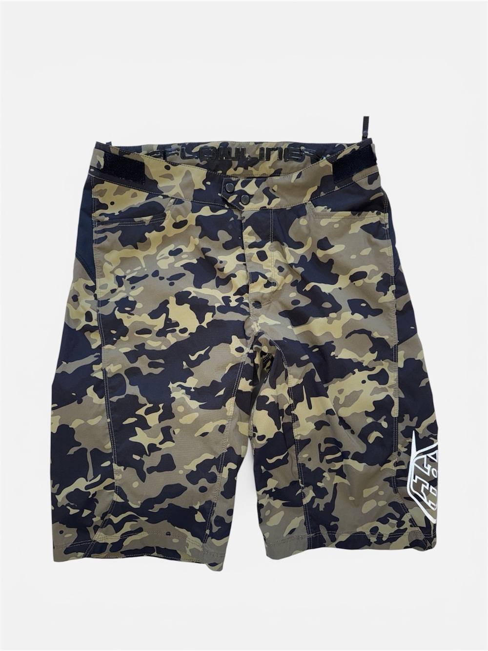 Troy lee design Camouflage bike  Shorts in Olive & Black